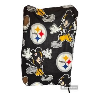 Disney Pittsburgh Steelers Mickey Mouse 36”x 49” Plush Throw Blanket Kids Child